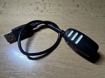 Napájecí a komunikační USB kabel pro hodinky Suunto 5 - 4