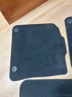 Autokoberce do Q5 - 4