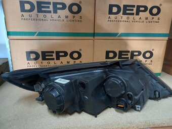 Predne svetlo kia sorento 2009 do 2015 poškodené - 4