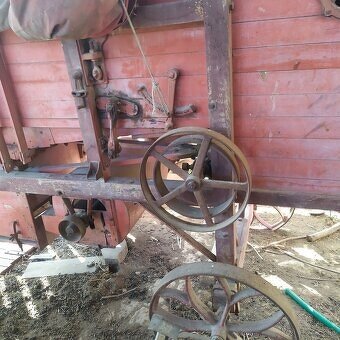 Mlaťačka zn.SLAVIA - 4