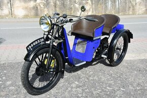 Dámská motorová tříkolka Monet Goyon L'Automouche 250 - 4