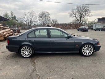 Bmw e39 520i - 4