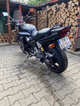 Yamaha XJR 1300 - 4