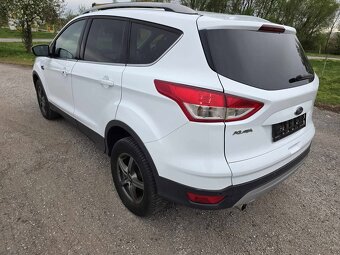 Ford Kuga - 4