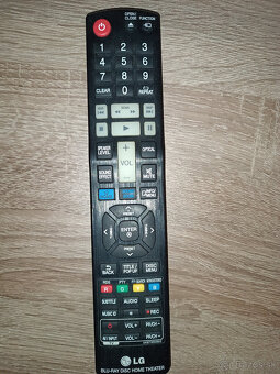 Predám domáce kino LG BH9520TW - 4