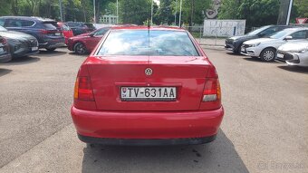 Volkswagen Polo Classic 1.6 - 4