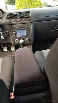 Predám VW GOLF IV, r.v.2005, benz.+CNG - 4
