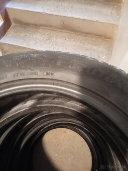225/55/17 - 4
