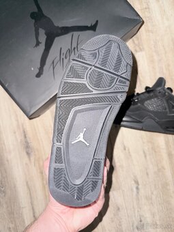 Air Jordan 4 black cat - 4