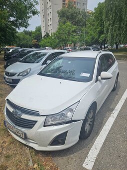 Chevrolet Cruze SEDAN - 4