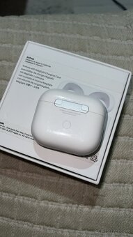 AirPods 3 - 4