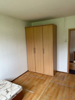 Ponuka prenájmu izby v spoločnej budove - 4