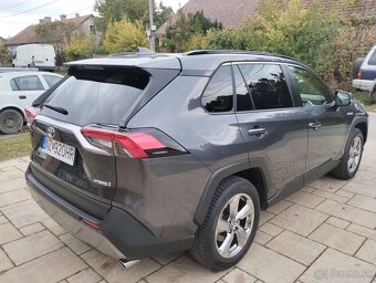 Toyota RAV4 hybrid - 4