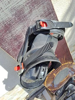 Predám snowboard 162 cm + topánky vo velkosti 45 - 4