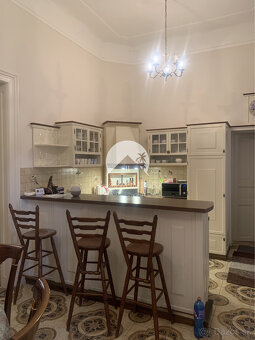 Reality Komplex s.r.o. Vám ponúka do PRENÁJMU čarovný, úplne - 4