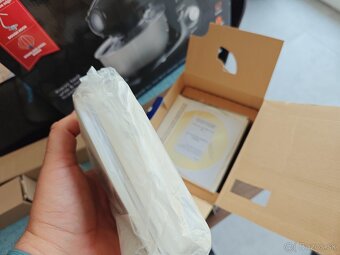 Olympus Camedia Digital Camera C-860L (1990) - 4