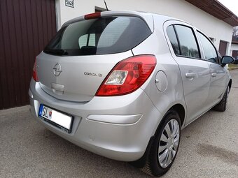 Opel Corsa 1,2 - 87 000 Km - klimatizácia - 4
