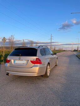 BMW 330D E91 - 4