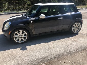 Mini Cooper 1.6 benzín 2009 - 4