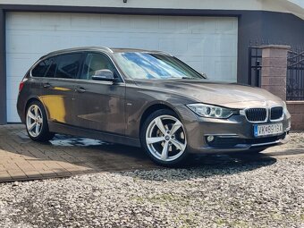 BMW 320 d xDrive Touring Luxury Adaptivne BiXenony - 4