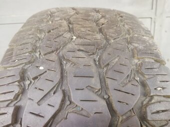 265/65r17 - 4