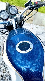 Suzuki GS500E - 4