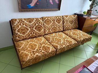 Retro gauč, perinár, stolík - 4