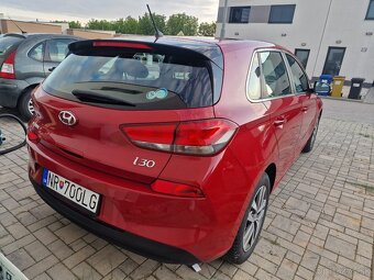 Hyundai i30 1.6 diesel Kupované v SK 1 majiteľ - 4