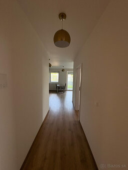 3-izb byt s TERASOU a Garážou Nové Mesto ul. Skalická cesta - 4