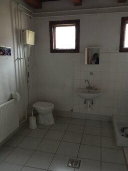 Ponúkam na predaj 4-izbový dom s veľkým pozemkom v Maďarsku - 4