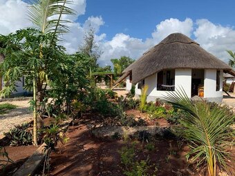 ZARIA GARDEN BUNGALOWS - 4