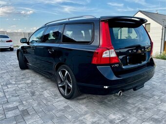 Volvo V70 R-Design - 4