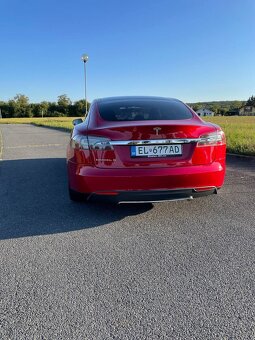 Predám Teslu Model S 85Р - 4