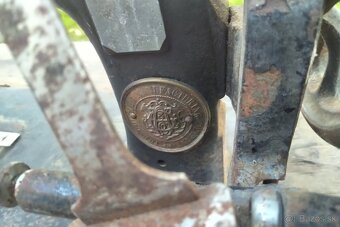 Šijací stroj Singer - 4