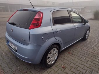 Predám Fiat Grande Punto 1.2 Šport 8V  klímou M5 5d TOP STAV - 4