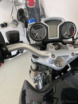BMW R1200R - 4