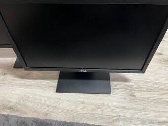 DELL LCD Monitor - 4