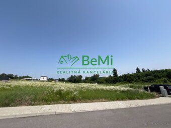 Predaj pozemok na stavbu domu - Levice, časť Kalinčiakovo ( - 4