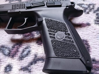 Airsoftová zbraň s Blowbackom CZ 75 P-07 - 4