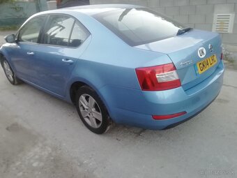 Rozpredám škoda octavia 3 sedan 2,0 tdi DSG automat - 4