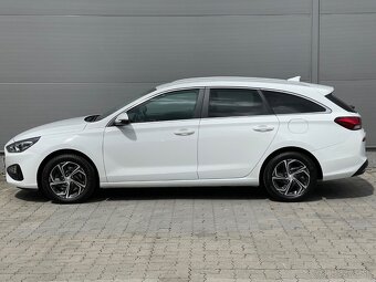 Hyundai i30 CW 1.6 CRDi Family - 4