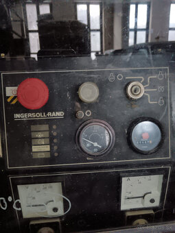 Elektrocentrála, Diesel Agregát FOGO TPG30 30 KVA - - 4