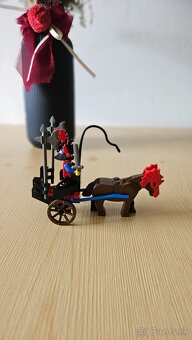 6011 LEGO Black Falcons Black Knight's Treasure a 1794 LEGO - 4