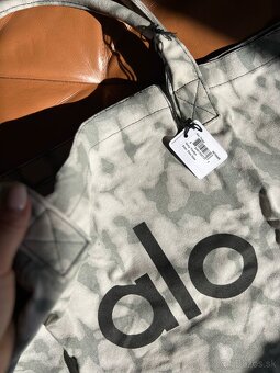 Alo Yoga tote bag - 4