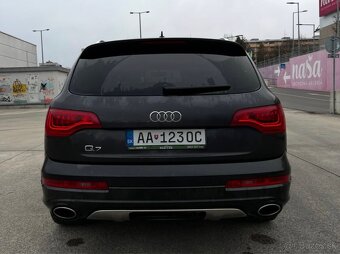 Audi Q7 S-line - 4