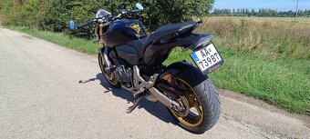 Honda CB600F Hornet - 4
