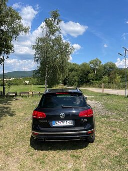 Volkswagen Touareg R line 3.0 TDi - 4
