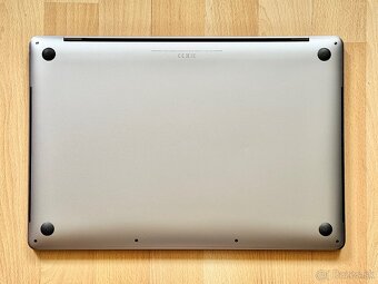 MacBook Pro 16" i7-2.6GHz/16GB/512GB, NOVÁ BATERKA,TOP STAV - 4