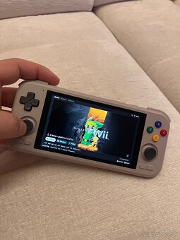 Retrodroid pocket 4 Pro - 4