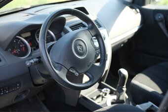 Predám Renault Megane - 4
